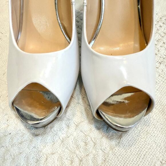 Guess Los Angeles patent 8 1/2 platform peep toe pump 4.5 inch heels 2675 - Picture 6 of 11